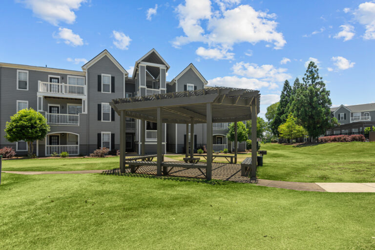 Apartments in Jacksonville AL Near JSU The Pointe at JSU